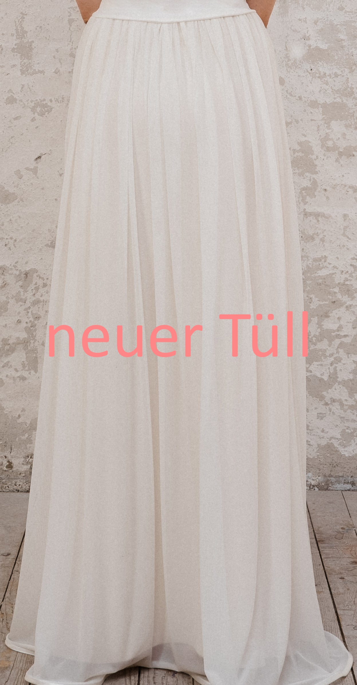 Brautkleid "My Fair Lady" lang mit Tüllrock und tiefem Rückenausschnitt