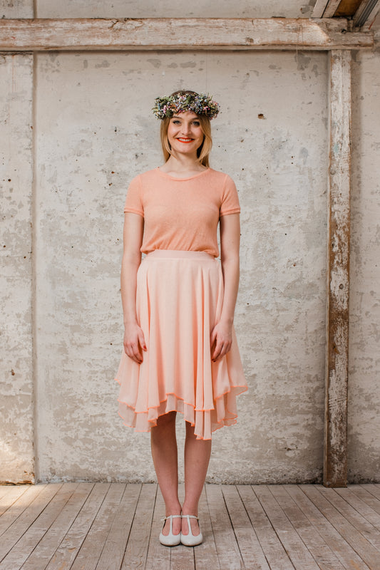 Flatteriges Chiffonkleid in Peach