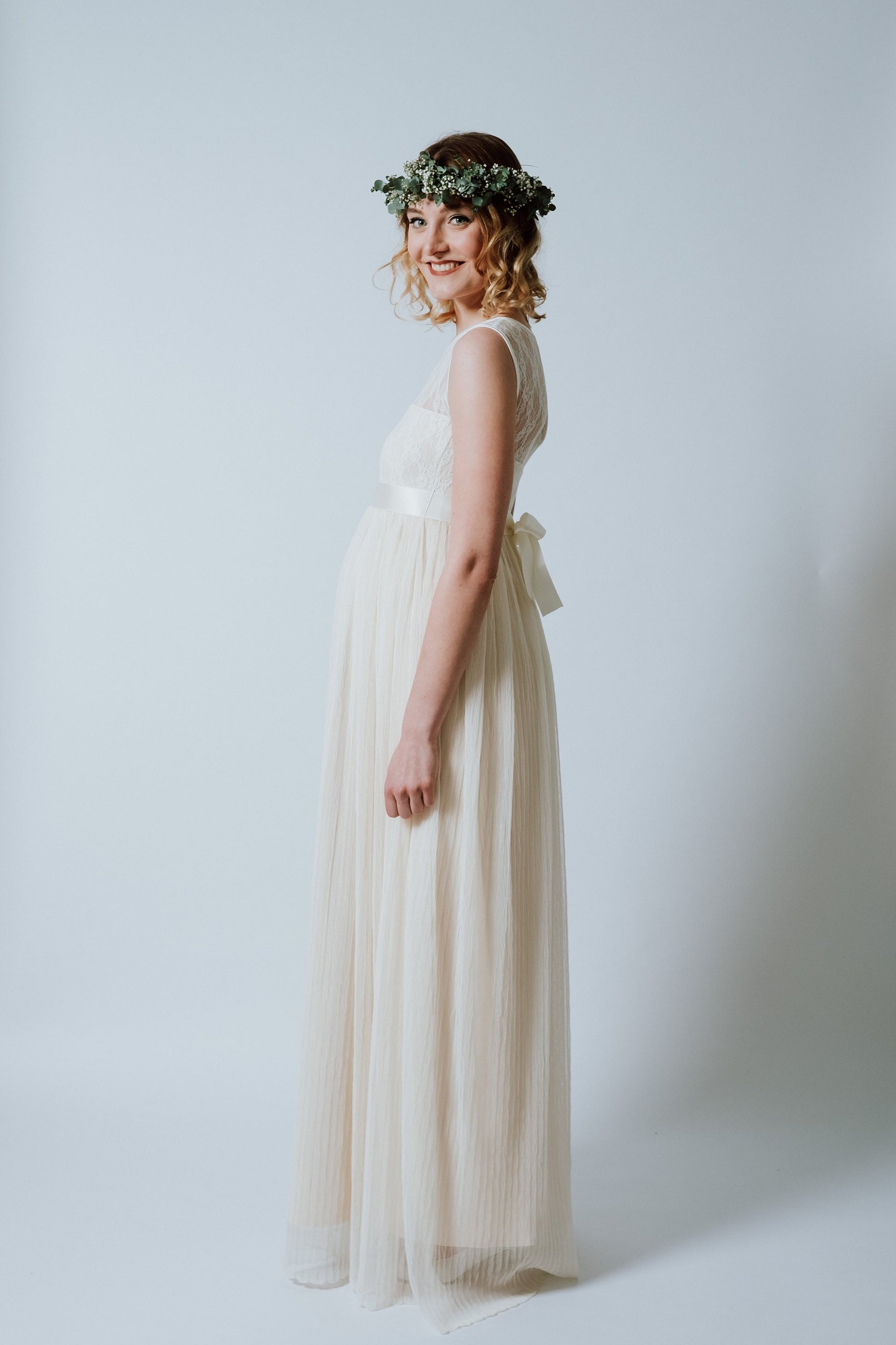 Schwangerschaftsbrautkleid lang mit Tüllrock