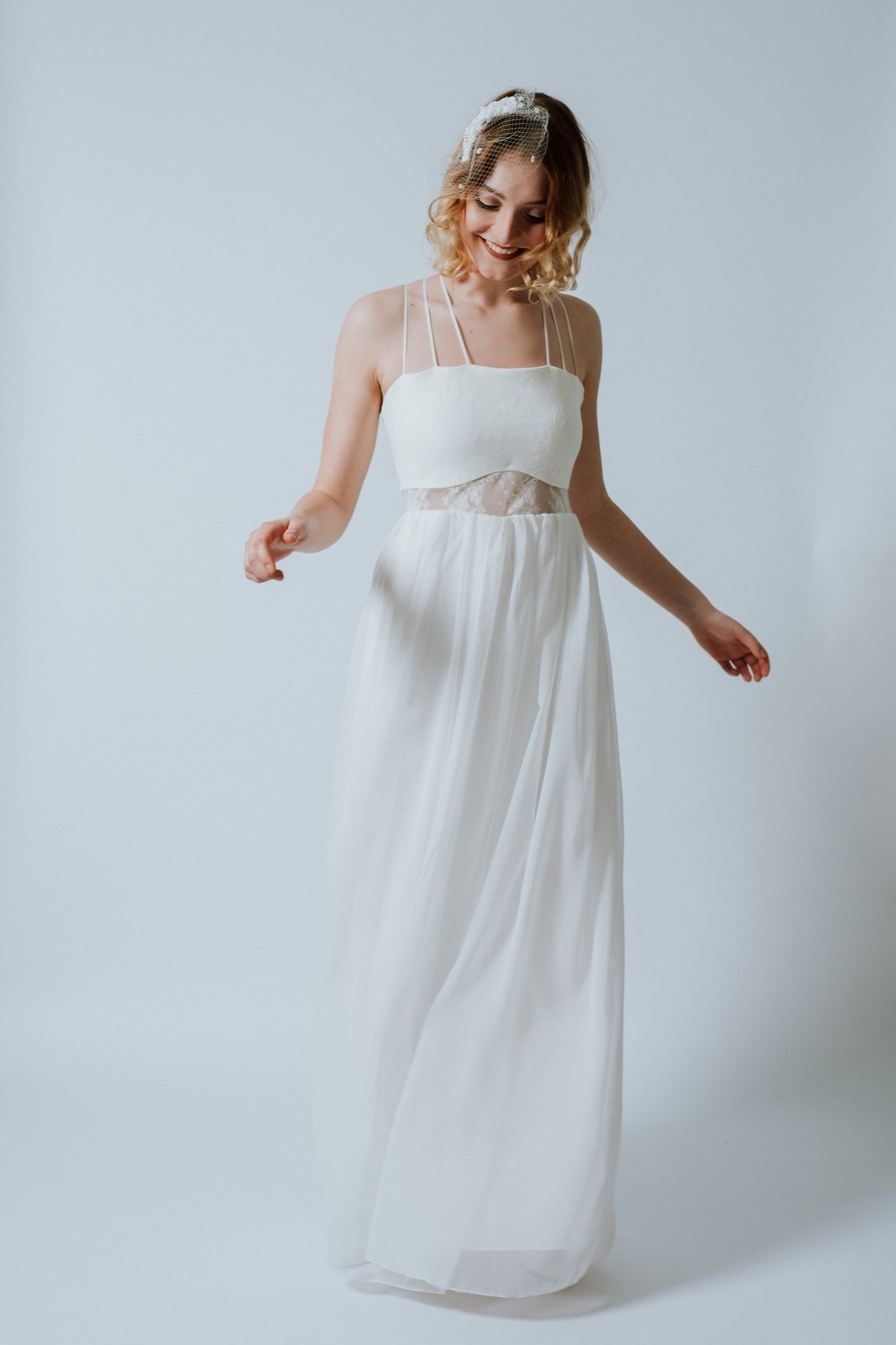 Boho Brautkleid mit feinen Trägern