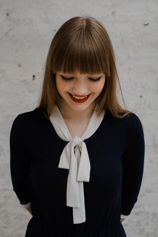 Maritimes Kleid im Matrosenlook