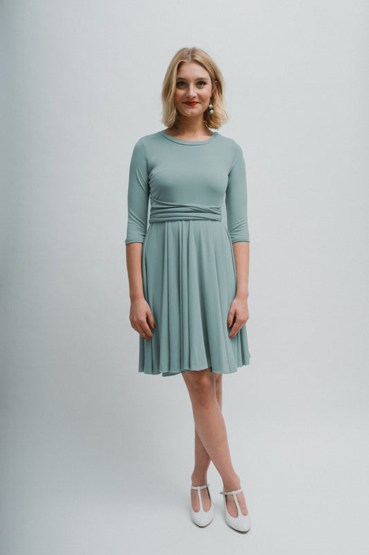 Jerseykleid "Jade" mit femininem Schnitt in Aqua