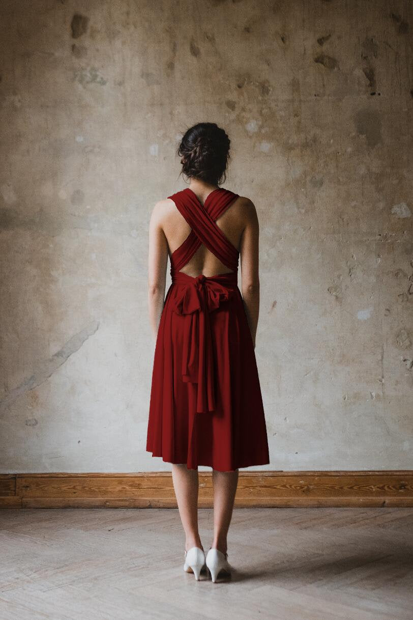 Infinty Dress kurzes Multitie-Kleid in Rot